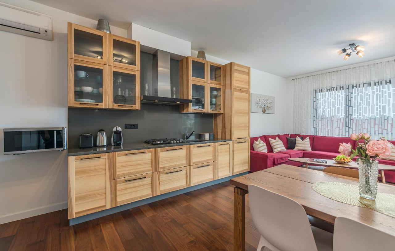 Spada Apartment 3 Bedrooms Near The Beach! بوريتش المظهر الخارجي الصورة